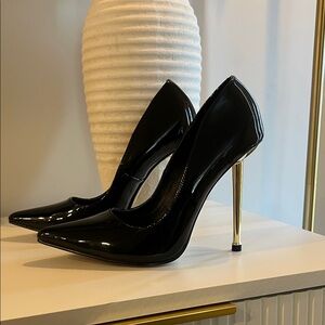 Elegant Black Stiletto Heels